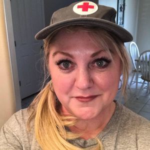 Meet your Posher, Debbie